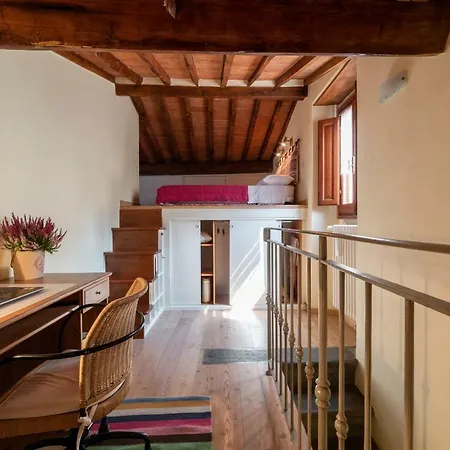 Apartment Le Rose Siberine - Antica Dimora Florence